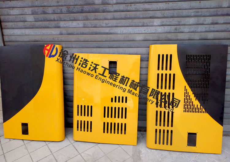 機(jī)罩蓋邊門(mén)